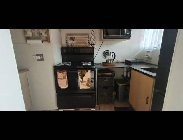 2 BEDROOM APARTMENT FOR SALE IN PRETORIA GARDENS